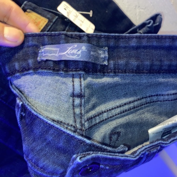 Ladies Levi’s jeans size 6 M boot cut dark blue like new​ - Picture 5 of 8
